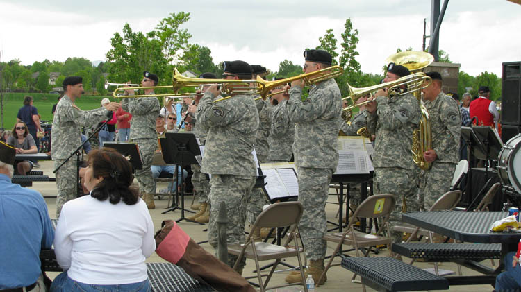 Army Band 6